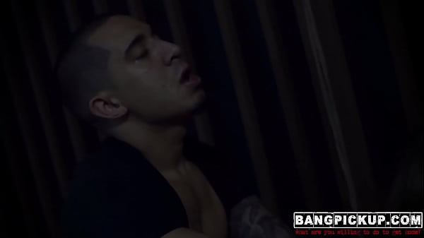 Hippie Lilly Sapphire liebt harte Schwänze