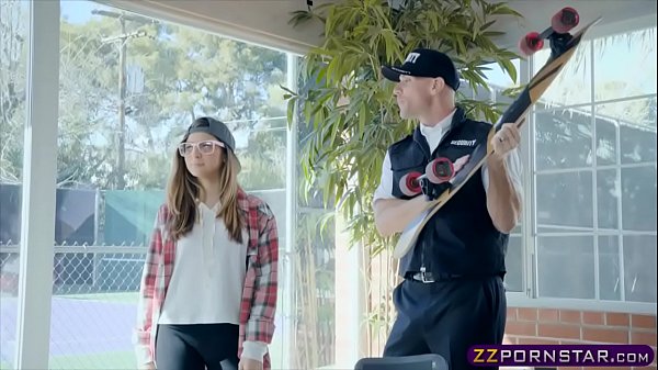 Cute teen skateboarder chick grinding down on a big cock