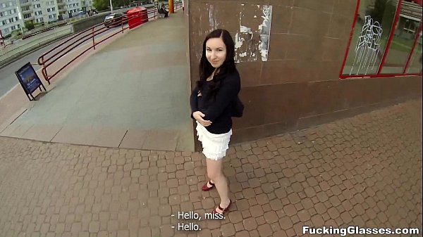 Fucking Glasses - Out-of-town gal Jenny Diamond fucked outside teen porn