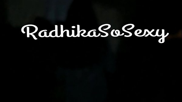 Neighbor jumped over the wall and hit her on the roof in the dark: At night, Radhika was taking down dry clothes from the roof when the neighbor