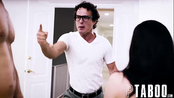 Whitney Wright im Alphamännchen