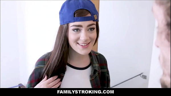 Hot Brunette Stepsister Piper June Proves To Her Stepbrother She Isn'_t A Lesbian