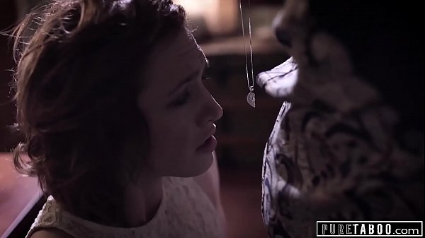 PURO TABOO Orfano adolescente scopa l'assistente sociale