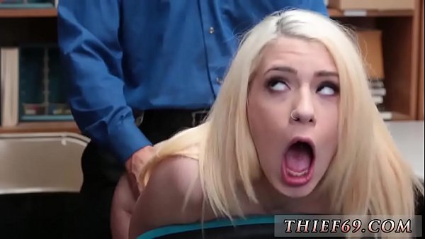 Teen verführt Streber wegen versuchten Diebstahls