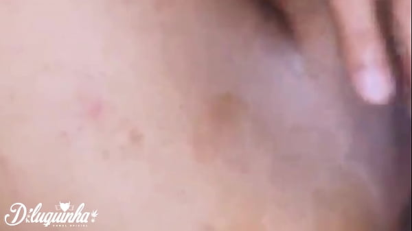 Carioca sprouts in my shack and melts like butter on my palm