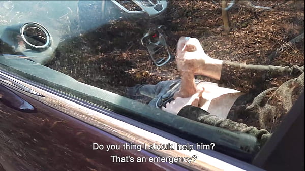 Youtube-Blogger hat einen Kerl beim Wichsen in einem Auto in einem öffentlichen Park erwischt und ihm per Handjob beim Abspritzen geholfen