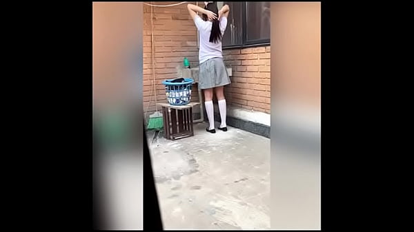 He FUCKS his NEIGHBOR Schoolgirl after WASHING THE CLOTHES! He convinces her little by little while her parents are NOT there! Mexican Whores! Amateur Sex! (Second)