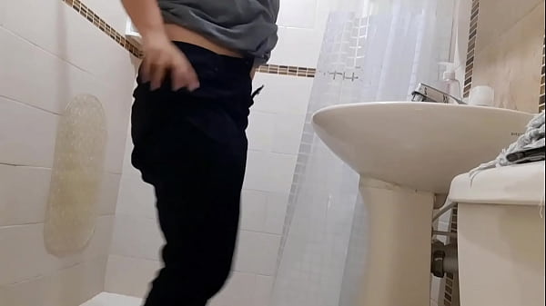 Beautiful Teen strips teen