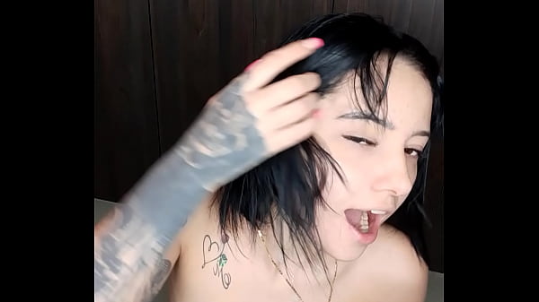 Bi_sexueller Teenager neckt - sexy