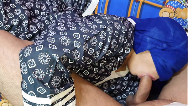 Incroyable ado sensuelle s'amuse