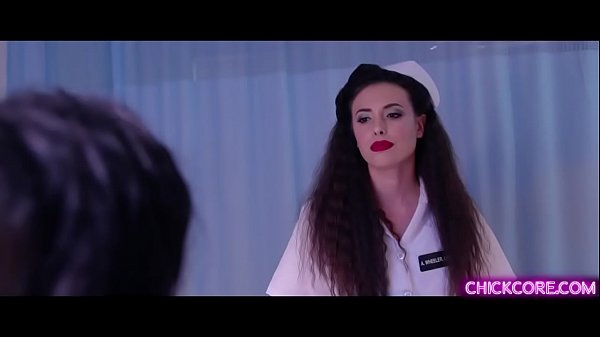 Guarda il bellissimo video lesbico per adolescenti