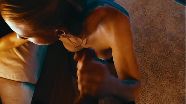 Adora farsi scopare da dietro....