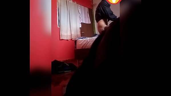 Hetero-Freund ruft mich jedes Mal an, wenn er ficken will