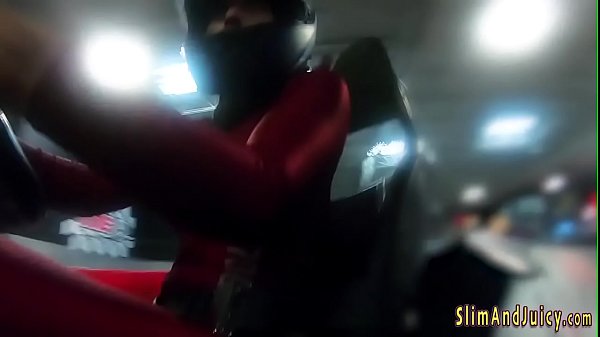 Gros cul ado gorge profonde