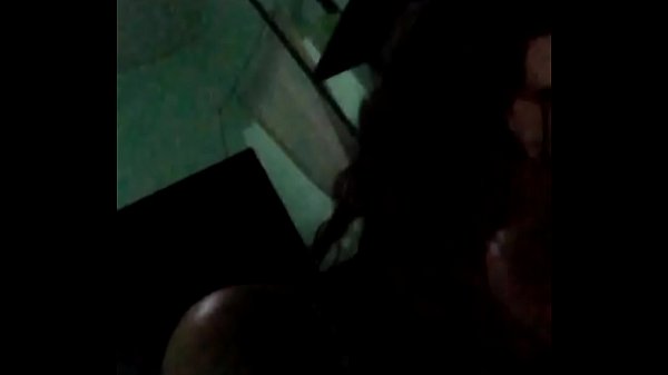 Como una putita pidiendo verga, entro a su cuarto para chuparle su rica verga y a ella le encanta. ¡¡¡QUIERO QUE ME PENETRES!!!!