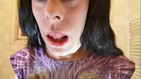 Mouth &amp_ teeth fetish POV toothbrush after goodmorning BJ pt1 HD