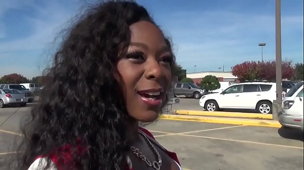 a juicy booty ready to fuck - EbonyGirls69.com