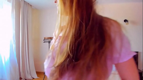 Sinnliches Babe wichst energisch - Cam-Sex aus Uganda