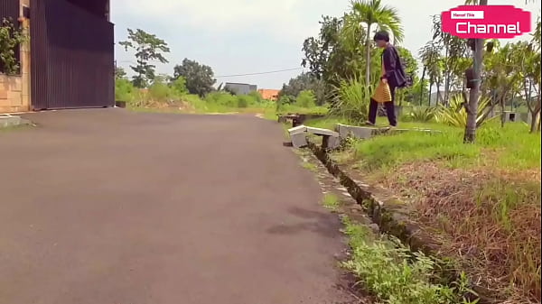 Teen Teen zeigt Video