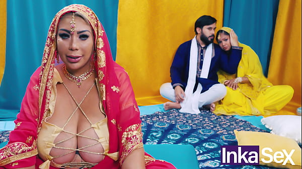 Chudai - Madrastra india tetona se folla al novio de su hijastra y le deja el coño lleno de semen.