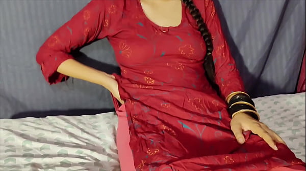 सौतेली बहन की हॉट मसाज - जवानी पर उंगलियों का जादू!