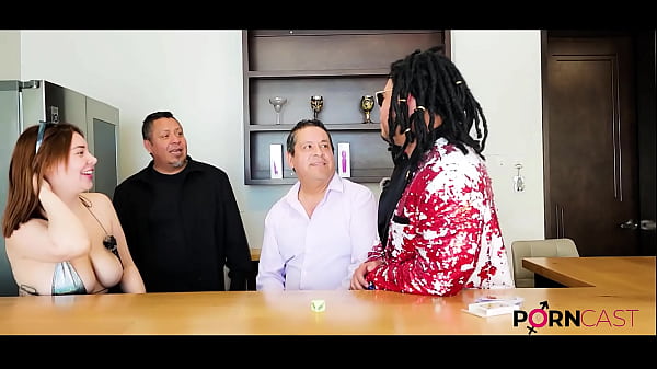 Cô gái tuổi teen gợi cảm khoe ở latina