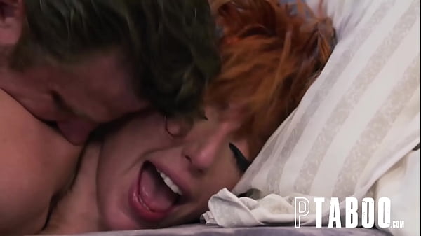 Lauren&rsquo_s Tongue Dives Deep in Vince&rsquo_s Special Hole!