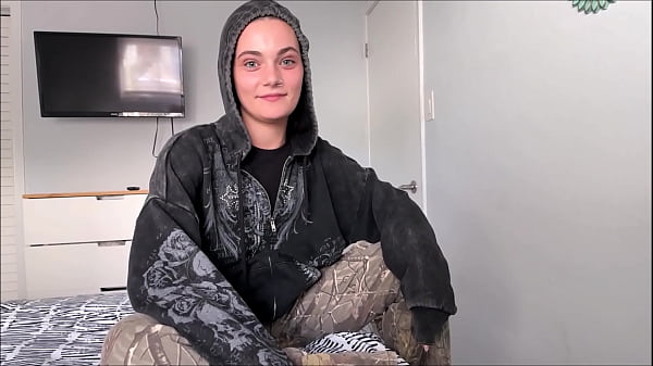 Người anh em thân thiết nhất của tôi là một cô gái bí mật - Juniper Ren - Bạn gái hoàn hảo - Alex Adams