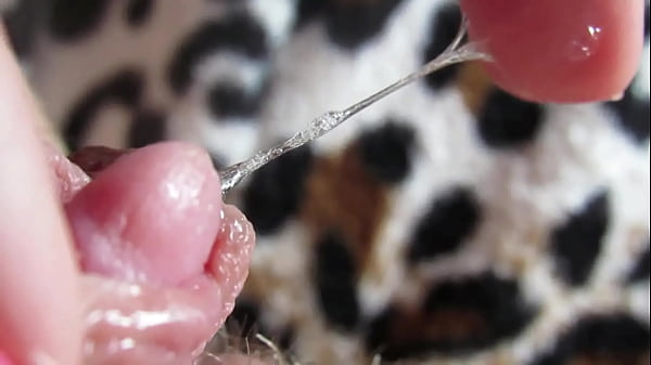 Cận cảnh cực khoái âm vật khổng lồ