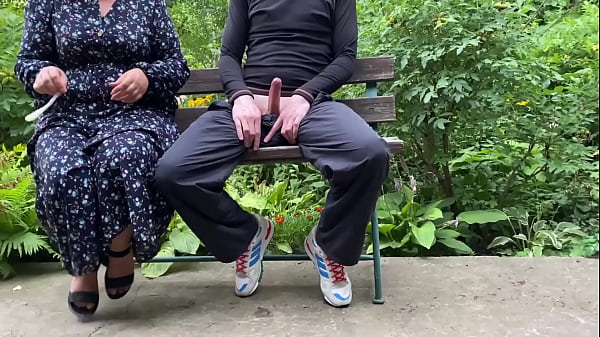 सौतेले दामाद का मातृ दिवस पर अपनी कामुक सास को अनुचित उपहार