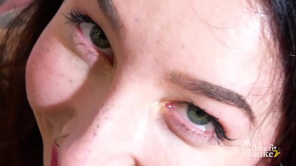 Sexy ass Teen enjoys herself