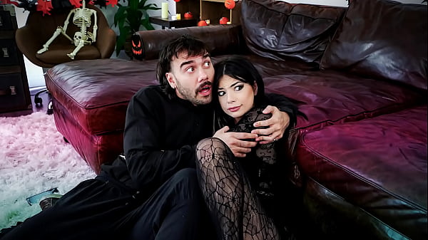 Hot passionate Teen dances - teen