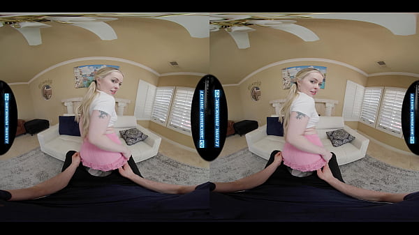 Cute HALEY SPADES Proves To You Why She'_s PERFECT For Babysitting Job