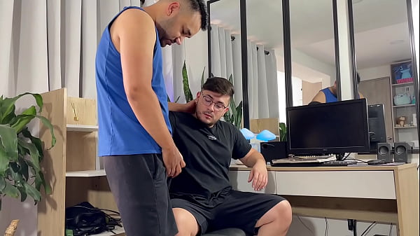 I fuck my stepbrother secretly when we are alone at home and he lets me fill his ass with my hot milk