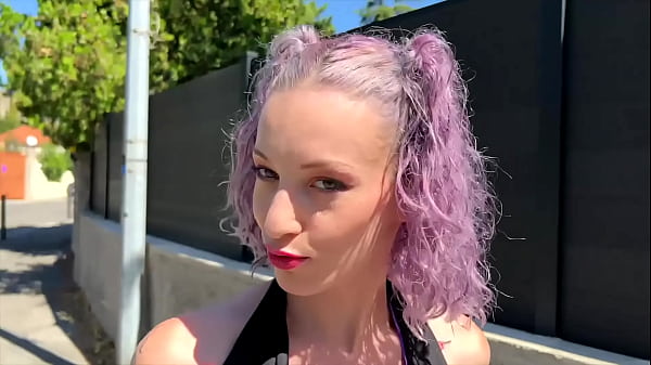 Stella back to give her ass