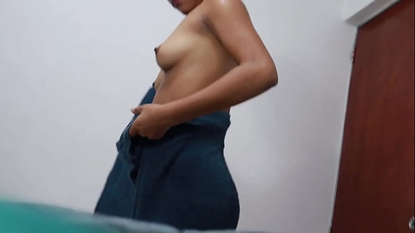 I WAS RECORDING AT THE MOMENT WHEN MY BEST AIGA WENT INTO MIC UARTO AND NAKED AND THEN SHE GAVE A SURPRISE TO MY DICK