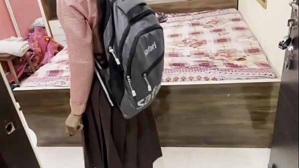 Attraente ragazza teenager sexy