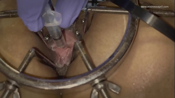 Dominatrix Mistress April - Slave Rose, non dimenticare mai più il tuo telefono!