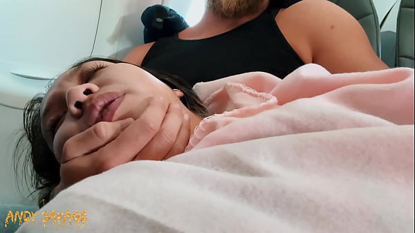 PUBBLICO diteggiatura asiatica su un aereo MILE HIGH CLUB