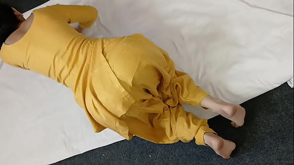 Phim Sex Meri Chachi Ki Moti Gol Gand