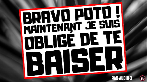 La sexy teenager amatoriale si diverte