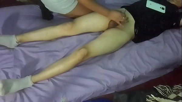 fati gives me a handjob and rides me