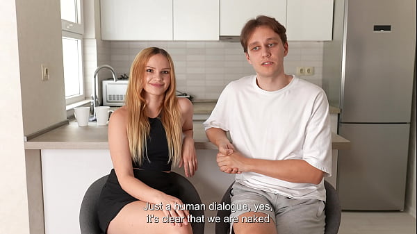 हमारे बारे में थोड़ी बातचीत और फिर हम एक-दूसरे की खुशी के लिए प्यार करने लगते हैं