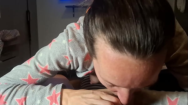 Tomando una polla en la boca