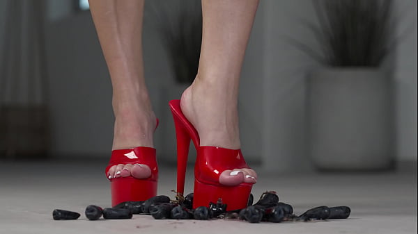 Sexy junges Mädchen hat Spaß