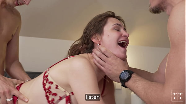 Volevamo scopare in coppia, ma va bene anche una cosa a tre