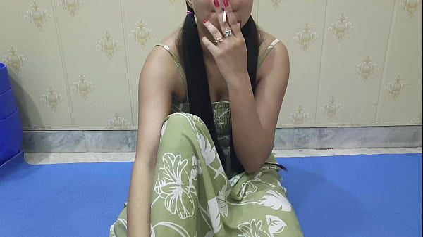 18 ans de masturbation vidéo porno nue quand stepbro est venu et s'est excité pour sa belle-fille sexy en audio hindi