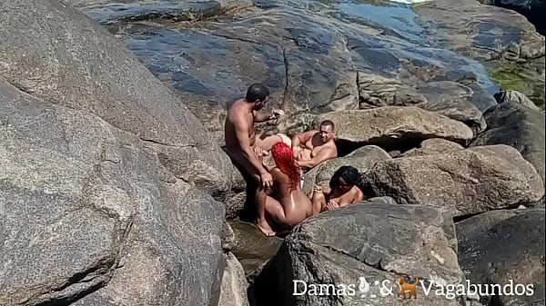 Naturisten am Strand bei einer Outdoor-Orgie erwischt - Myllena Rios - Leo Ogro - Thai Kalifa - Rafael Capoeira: