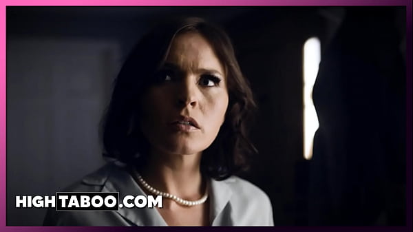 HighTaboo - Le mari abandonne sa femme pour la baby-sitter, Krissy Lynn, Chloe Temple