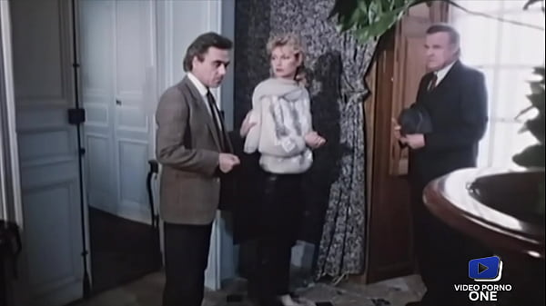 Marianne and Dominique, sexy women, for the butler's pleasure